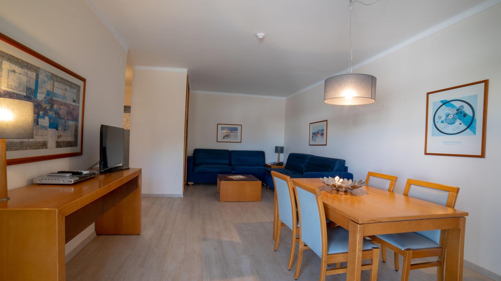 Petra Hotel apartamentowy Albufeira